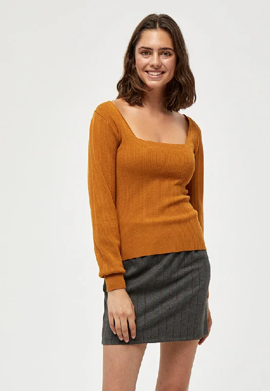 Gry Squared Neck Pullover - BUCKTHORN BROWN