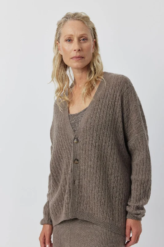 Relaxed Cashmere Cable Cardigan - Walnut