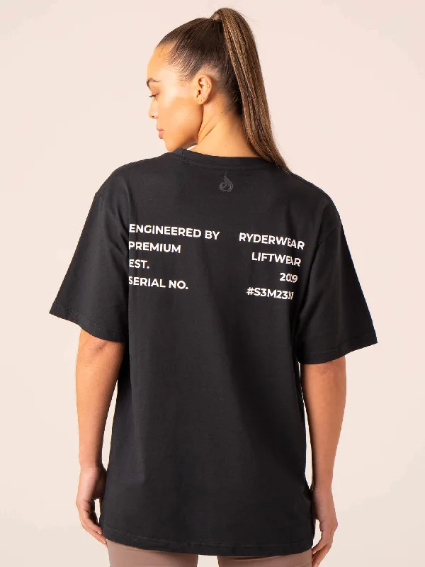 Industry Oversized T-Shirt - Black