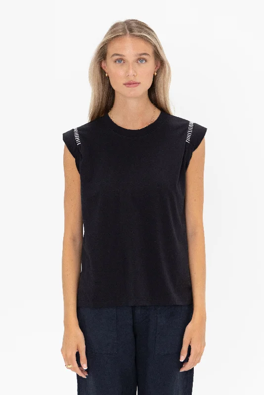 Miles Tee, Black